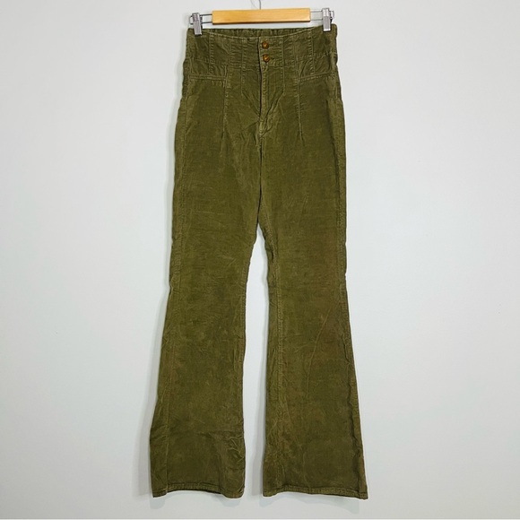 Free people we the free Jayde Cord Flare Jeans-Fir Green size 27 - Picture 2 of 6